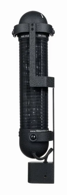 AEA R88 MK2, corps et connecteur, photo 4