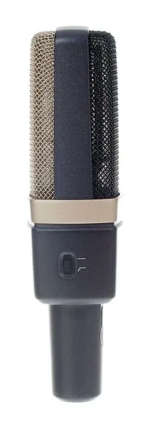AKG C314, vue de trois quarts, photo 2