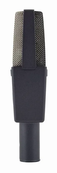 AKG C414 XLS, vue de trois quarts, photo 2