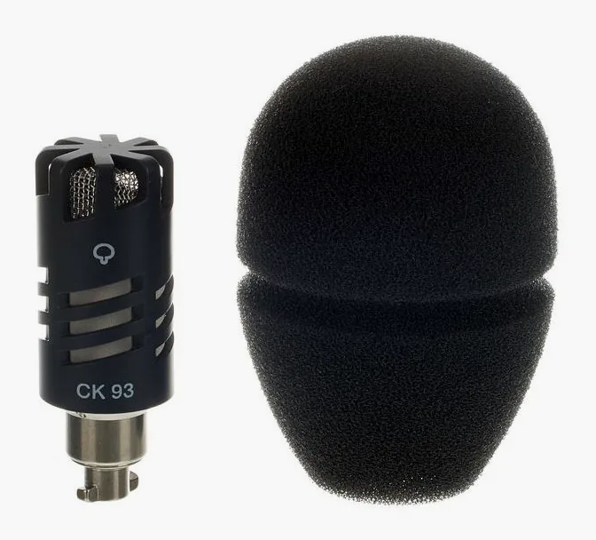 AKG CK 93, vue de trois quarts, photo 4