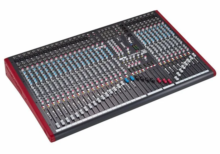 Allen & Heath ZED-428, vue de trois quarts, photo 3