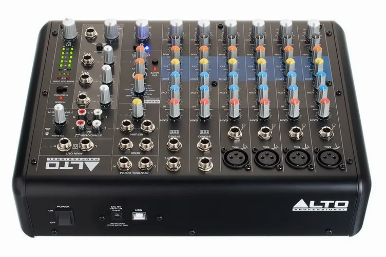 Alto TrueMix 800FX, face avant et faders, photo 4