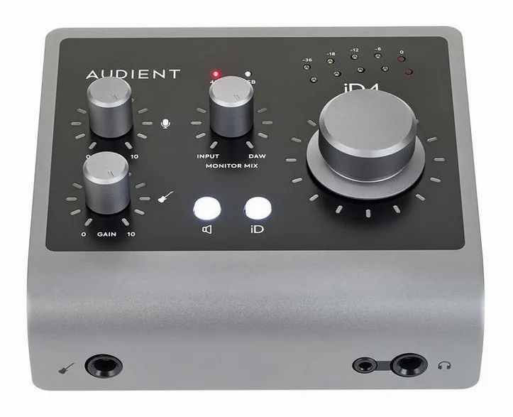 Audient iD4 MKII, vue de profil, photo 2