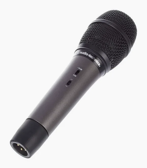 Audio-Technica ATM 710, vue de trois quarts, photo 2