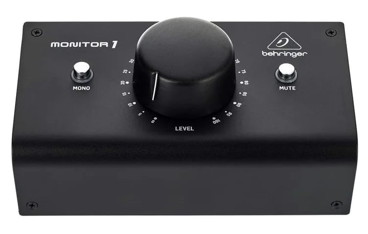 Behringer Monitor1, face arrière, photo 2