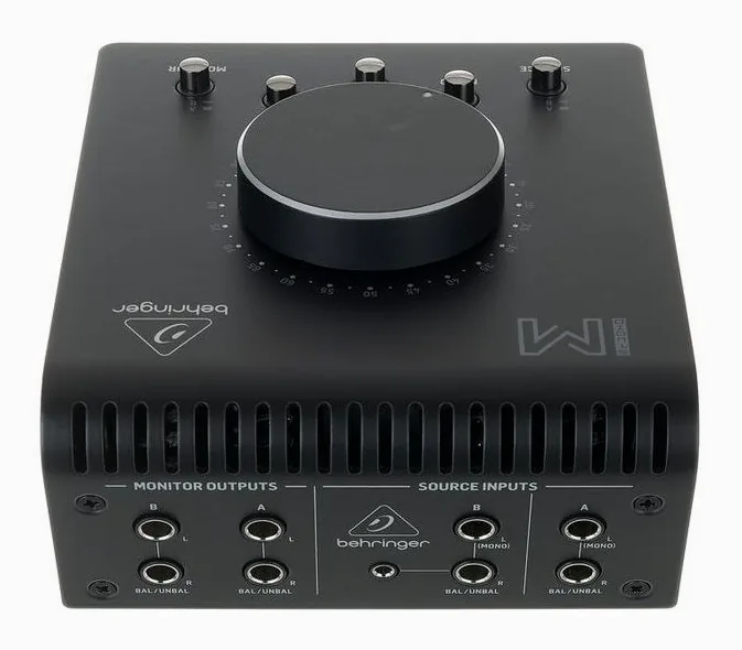 Behringer Studio M, haut-parleurs, photo 4