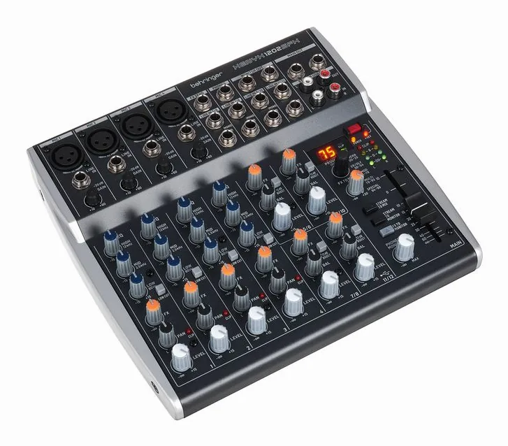 Behringer Xenyx 1202SFX, face arrière, photo 3
