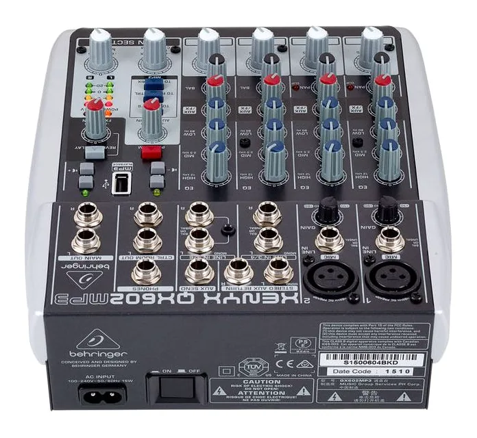 Behringer Xenyx QX602MP3, face avant et faders, photo 4