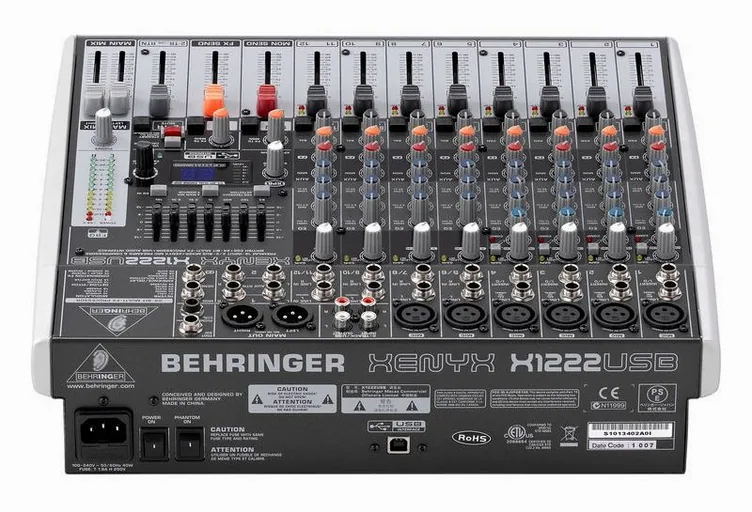 Behringer Xenyx X1222USB, face arrière, photo 3