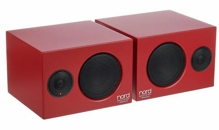 Clavia Nord Piano Monitor V2, vue de face, photo 3