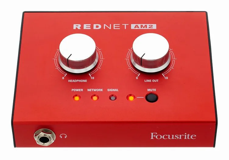 Focusrite RedNet AM2, vue de profil, photo 2