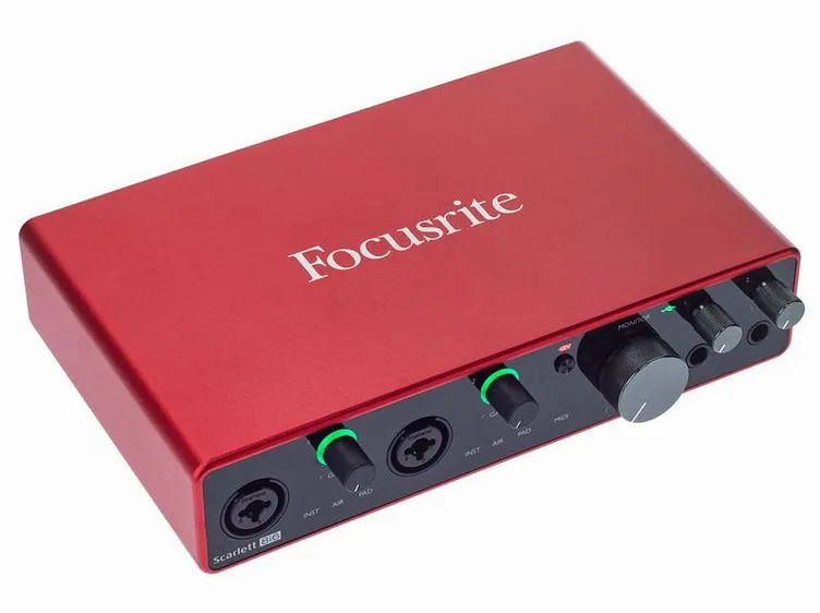 Focusrite Scarlett 8i6 3rd Gen, face avant, photo 3
