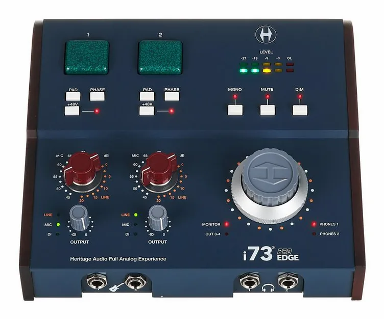 Heritage Audio i73 Pro Edge, vue de trois quarts, photo 2