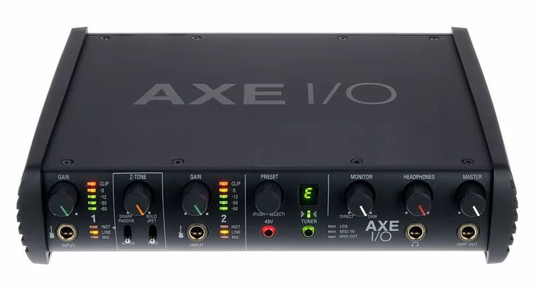 IK Multimedia AXE I/O, face arrière et connectique, photo 2