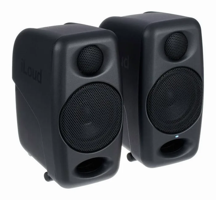 IK Multimedia iLoud Micro Monitor, vue de trois quarts, photo 3