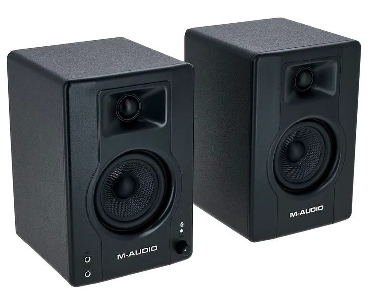 M-Audio BX3BT, vue de face, photo 3
