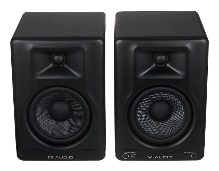 M-Audio BX5BT, vue de profil, photo 2