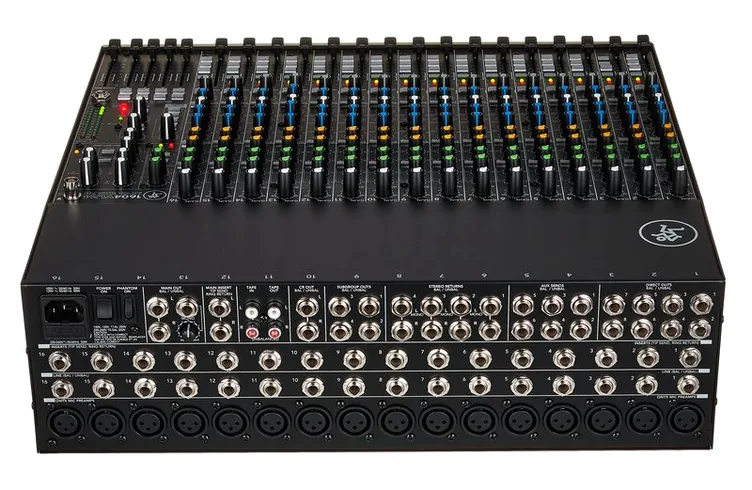Mackie 1604 VLZ4, vue de profil, photo 4