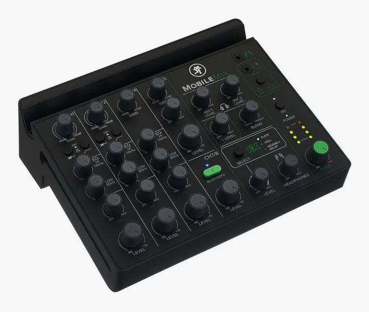 Mackie MobileMix, face avant et faders, photo 3