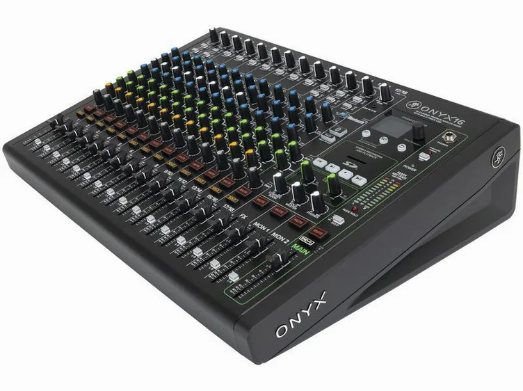 Mackie Onyx16, vue de profil, photo 4