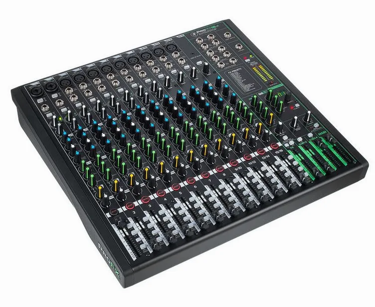 Mackie ProFX16v3, face arrière, photo 3