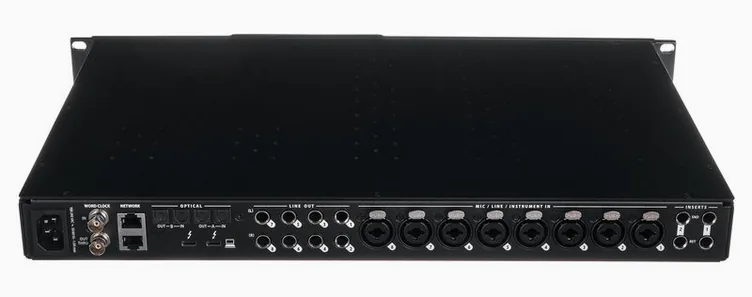 MOTU 10pre, vue de profil, photo 4