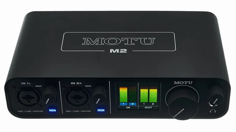 MOTU M2, face arrière et connectique, photo 2