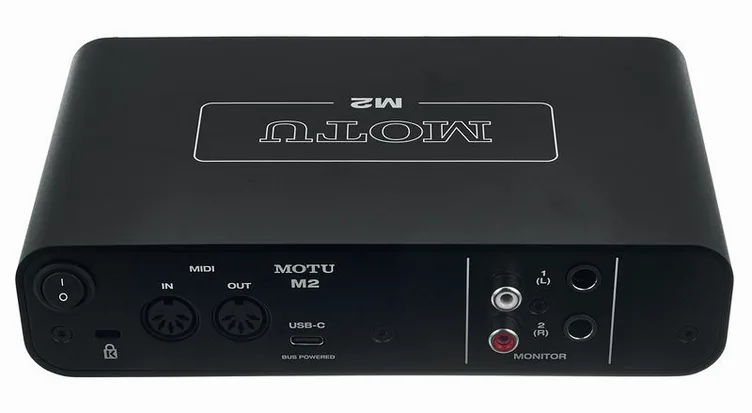 MOTU M2, face avant, photo 4