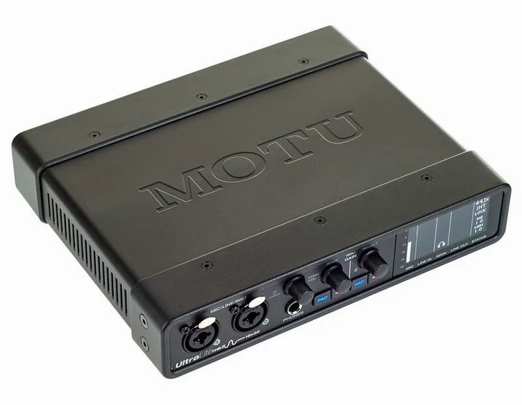 MOTU UltraLite mk5, boutons et voyants, photo 3