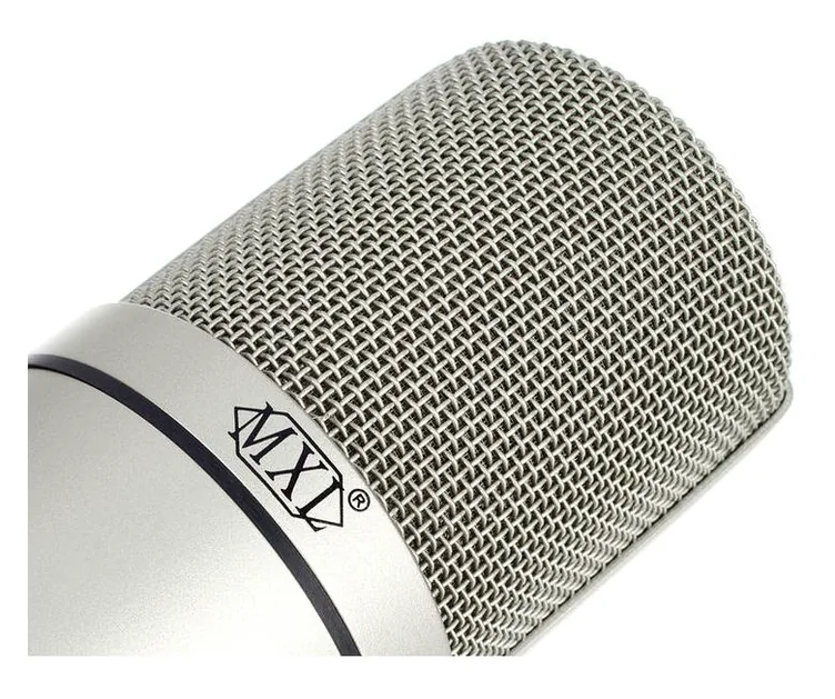 MXL 990, corps et connecteur, photo 3