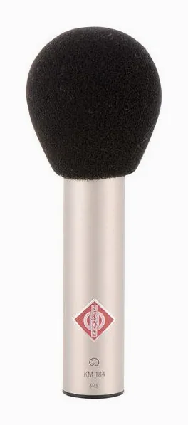Neumann KM184, vue de trois quarts, photo 3