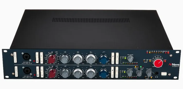 Neve 1073DPX-D, face arrière et connectique, photo 2