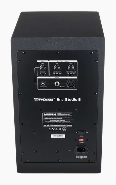 Presonus Eris Studio 8, vue de trois quarts, photo 4