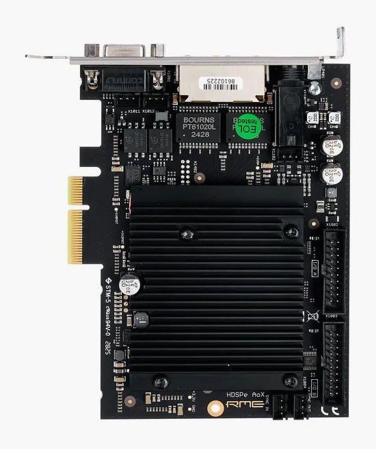 RME HDSPe AoX-M, vue de profil, photo 3