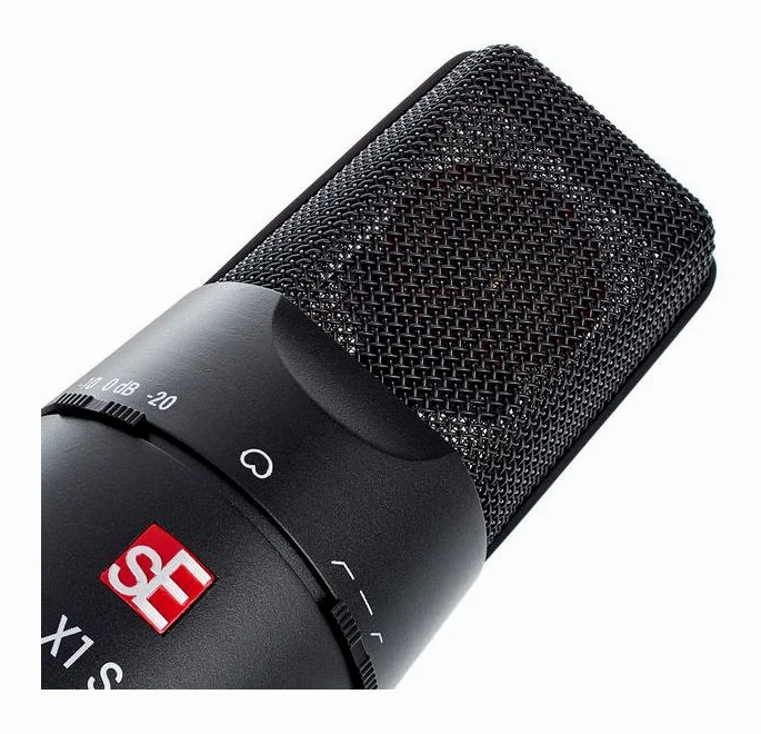 SE Electronics X1S, vue de trois quarts, photo 4