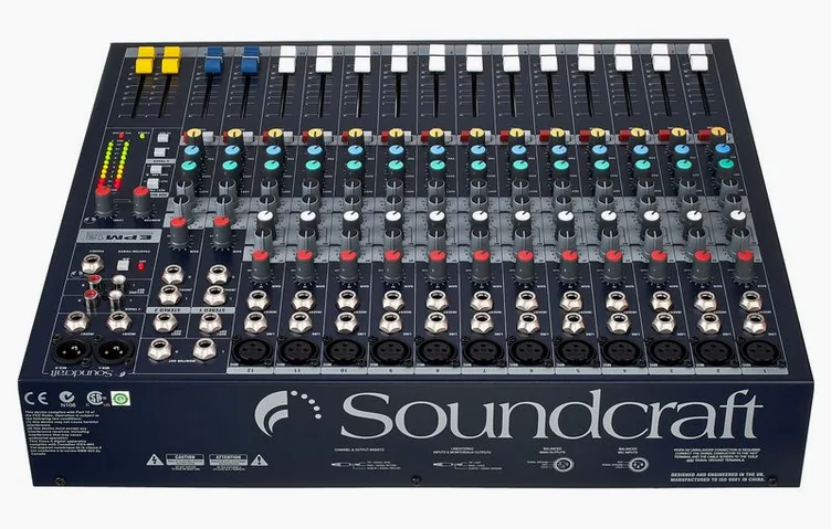 Soundcraft EPM12, face arrière, photo 4