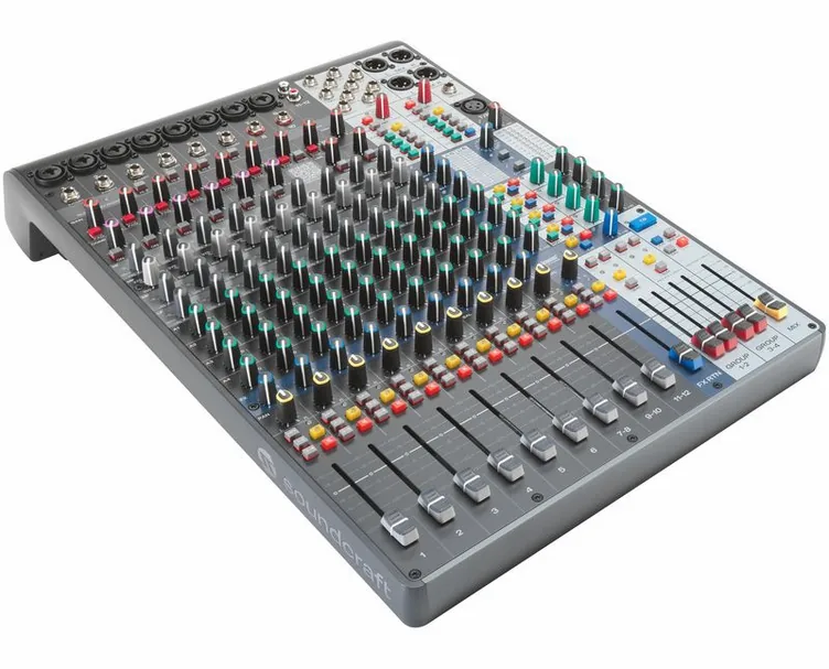Soundcraft Signature Plus 12, potentiomètres, photo 2