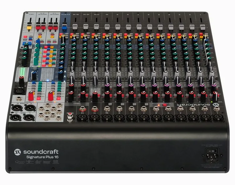 Soundcraft Signature Plus 16, face avant et faders, photo 4