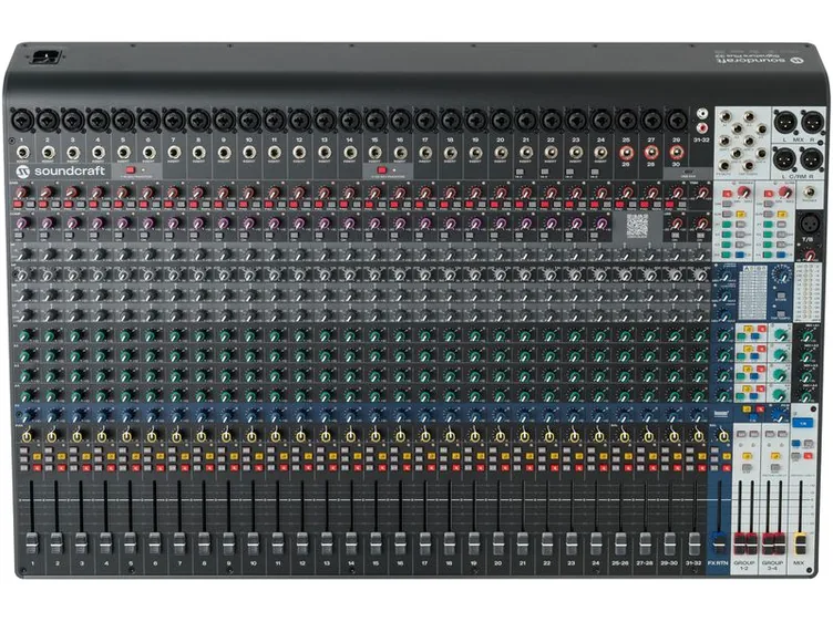 Soundcraft Signature Plus 32, face avant et faders, photo 2