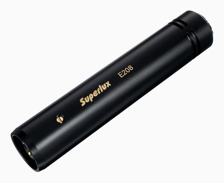 Superlux E208 Pair, corps et connecteur, photo 2