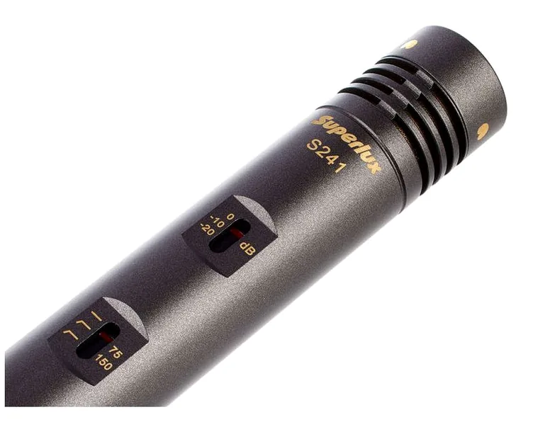 Superlux S241, vue de face, photo 2
