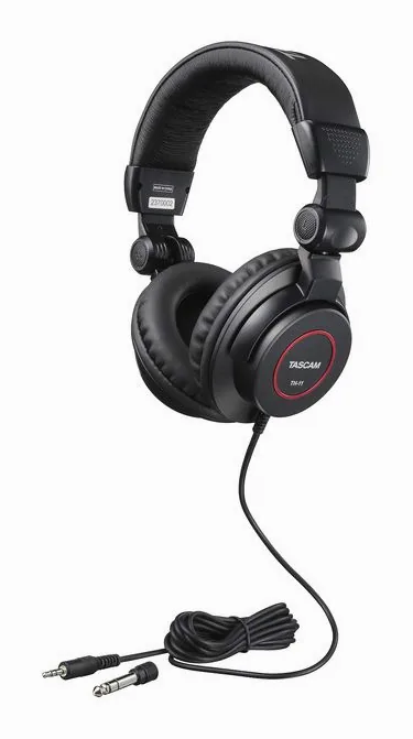 Tascam TH-11, coques et arceau, photo 3