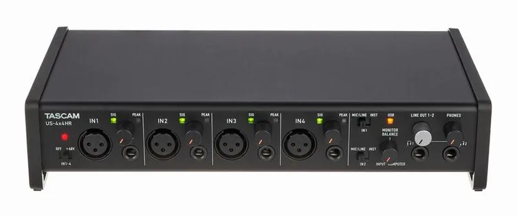 Tascam US-4x4HR, face avant, photo 2