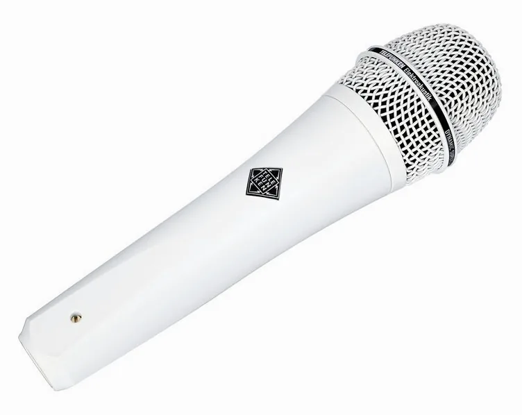 Telefunken M80 White, vue de trois quarts, photo 4