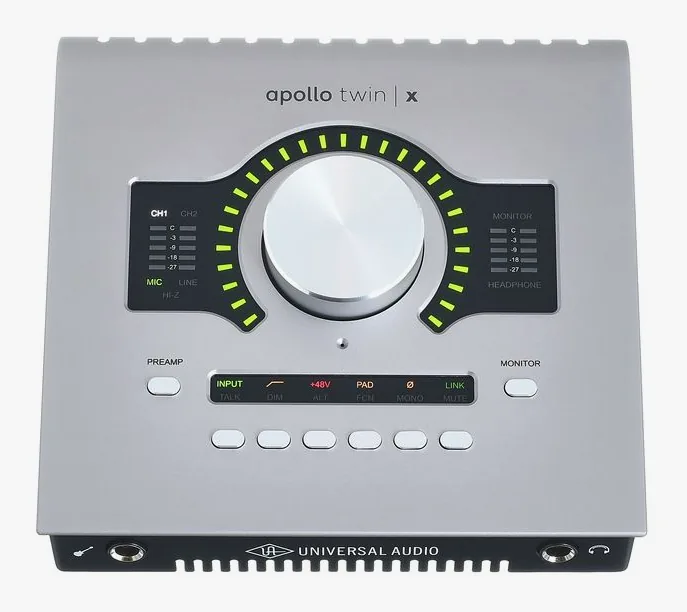 Universal Audio Apollo Twin X Duo Gen2 AC, vue de trois quarts, photo 3