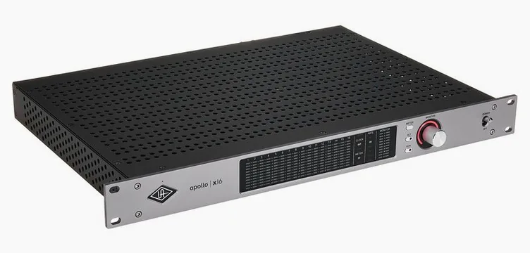 Universal Audio Apollo x16 Gen2 AC, vue de profil, photo 4