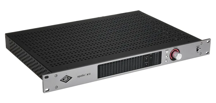 Universal Audio Apollo x16 Gen2 Complete, boutons et voyants, photo 4