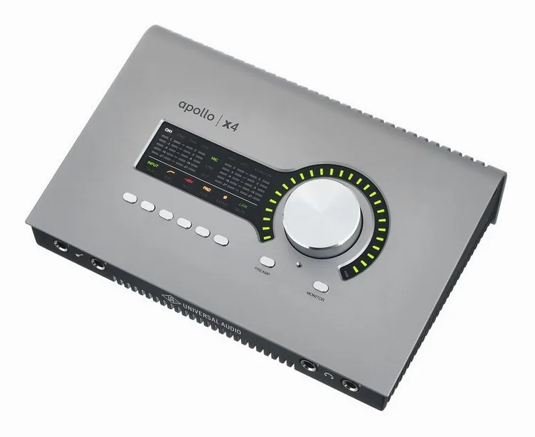 Universal Audio Apollo X4 Gen2 AC, face arrière et connectique, photo 2