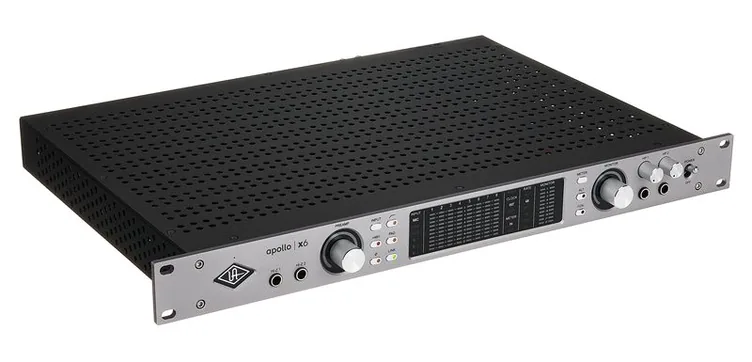 Universal Audio Apollo x6 Gen2 AC Pro, boutons et voyants, photo 4