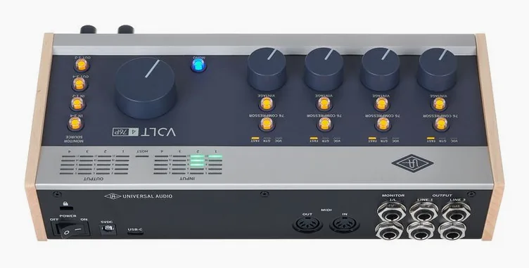 Universal Audio Volt 476P USB Recording Studio, vue de profil, photo 4